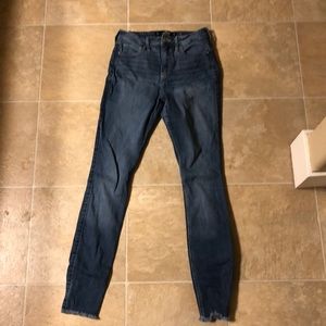 Hollister women’s jeans